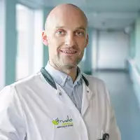 dr. Daan Renson