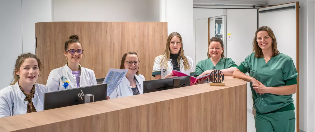 hoofd-halscentrum balie onthaal medewerkers