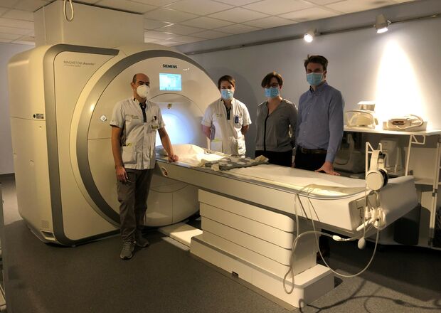 team_mri_prostaat_mri_toestel